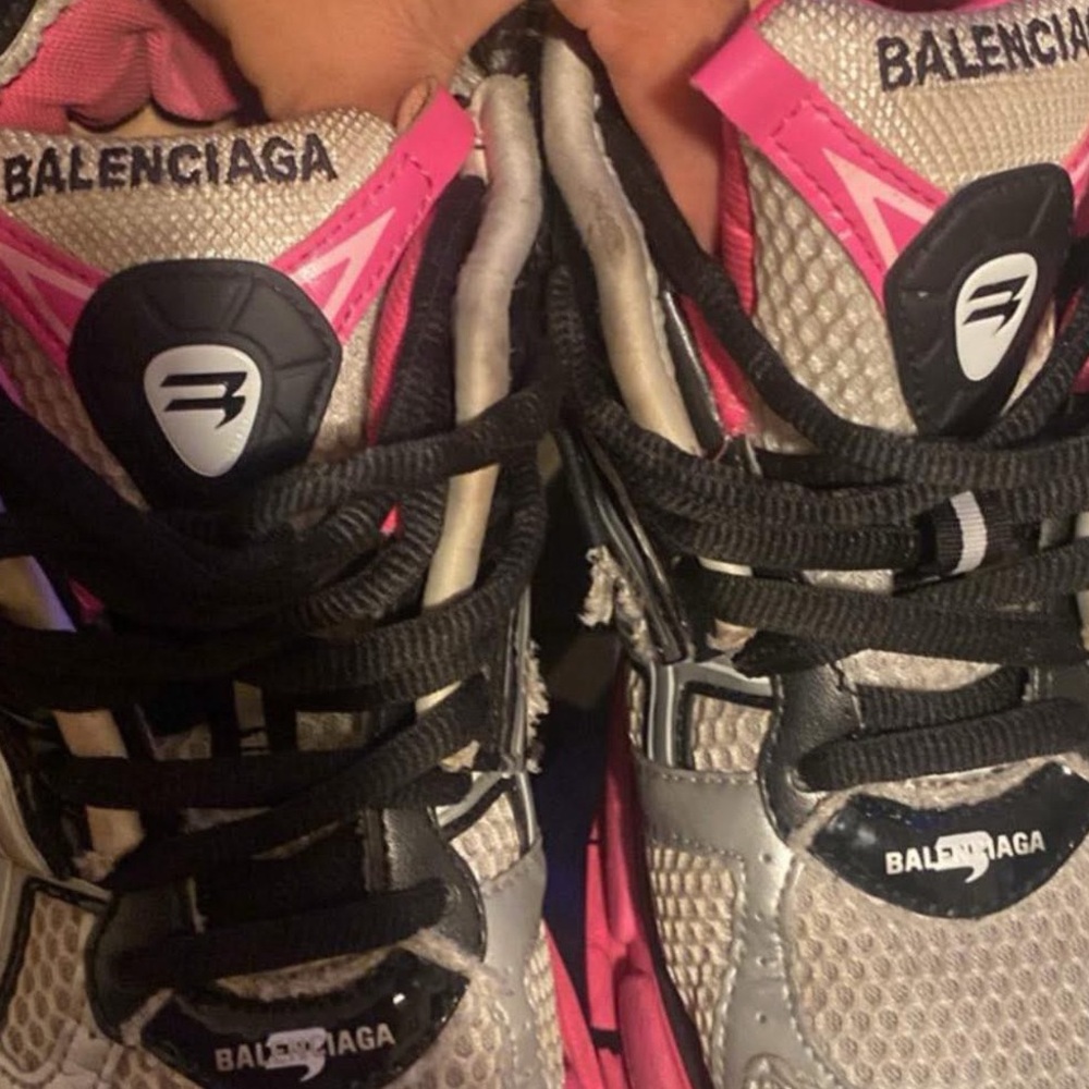 Balenciaga size 9